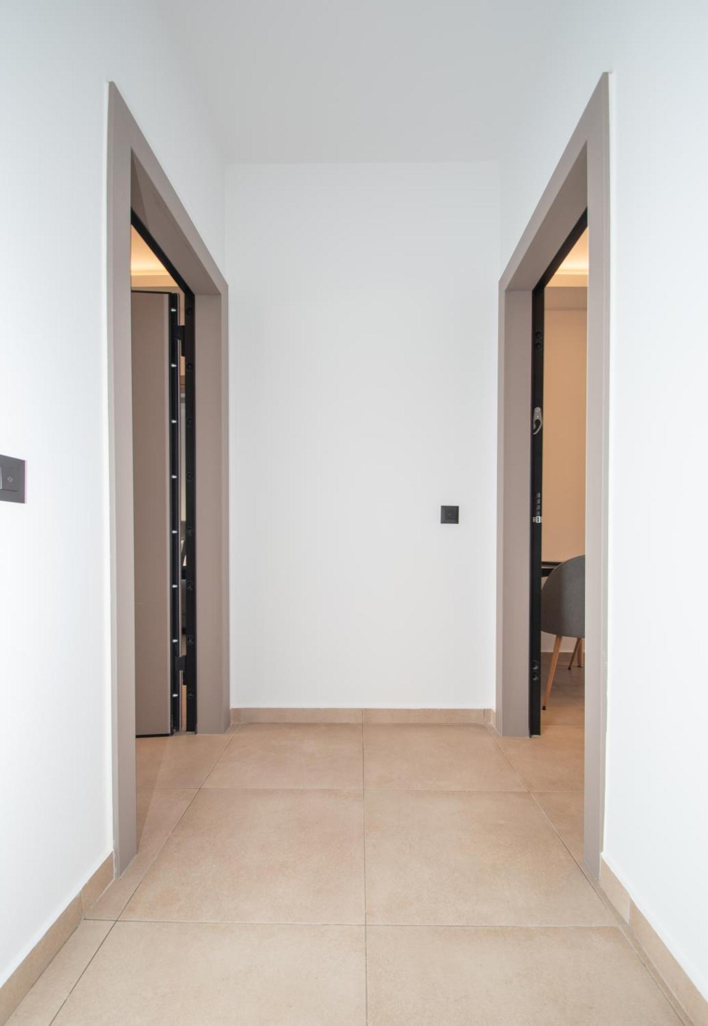 Apartment Center A